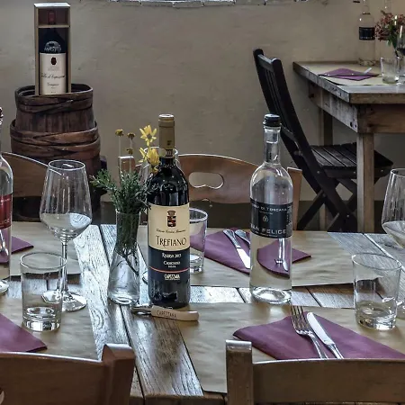 Tenuta Di Capezzana Bed & Breakfast Seano