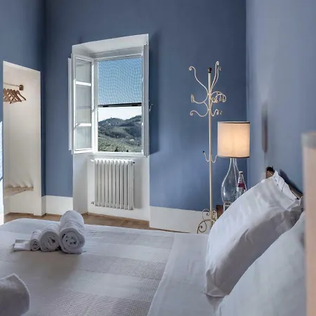 Tenuta Di Capezzana Bed & Breakfast Seano